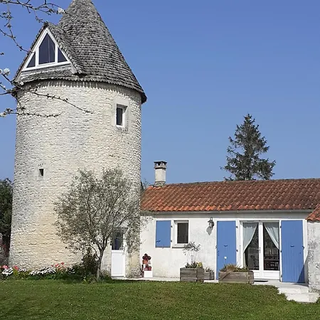 Penzion Dans Un Moulin A Vent Pont-l'Abbe-d'Arnoult